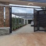 Lắp-motor-cổng-sắt-mở--4-cánh-tại-biên-hòa